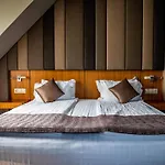 All Seasons Residence Design Hotel - Free Parking